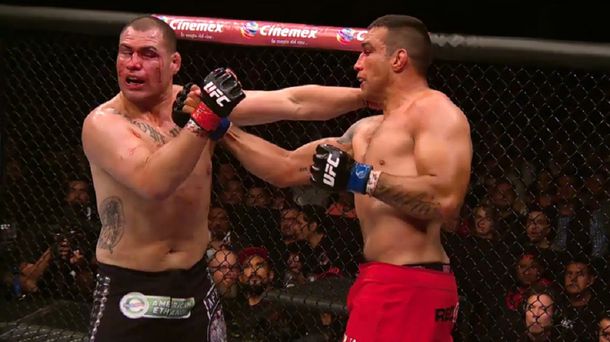 Bomba en UFC: Caín Velásquez se bajó de la pelea por el título contra Werdum
