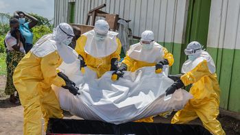 alerta maxima por el ebola: activan protocolos tras detectar barcos en viaje hacia argentina provenientes de zonas de riesgo alerta maxima por el ebola: activan protocolos tras detectar barcos en viaje hacia argentina provenientes de zonas de riesgo
