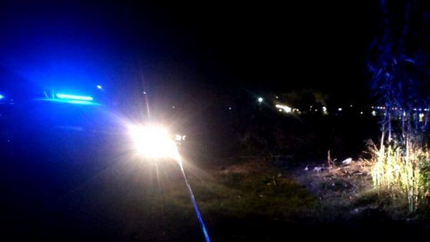 Baradero: encontraron un cadáver atado de pies y manos en un descampado