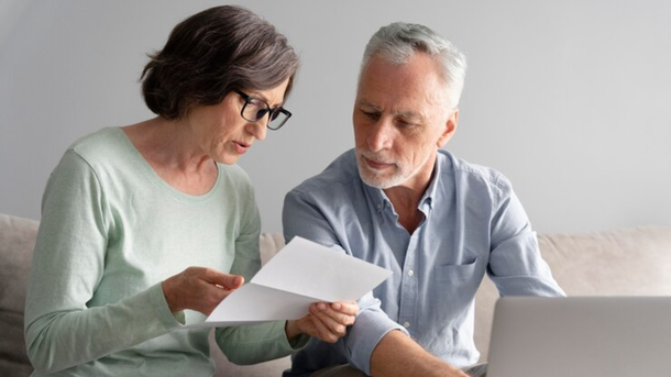 Cuáles son los tres pensiones del Bienestar que pueden solicitar los adultos mayores con credencial INAPAM.