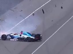 El auto de Dixon, por los aires El auto de Dixon, por los aires