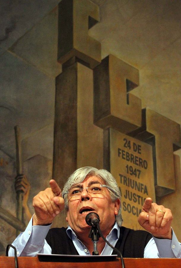 Moyano acusó al Gobierno de presionar a la UTA para que no adhiera al paro del jueves