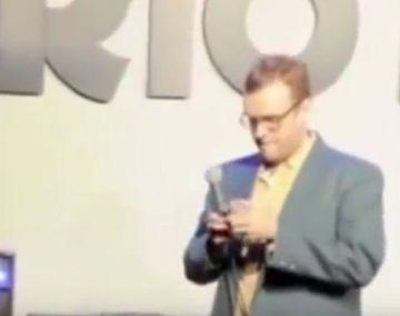 Pidió casamiento en público y lo rechazaron