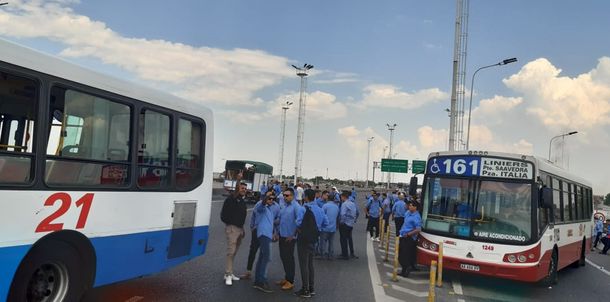 &nbsp;M&aacute;s de 80 l&iacute;neas sin servicio por un conflicto en la UTA