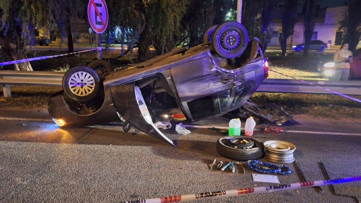 Persecución, choque y vuelco en la avenida General Paz: hay un detenido