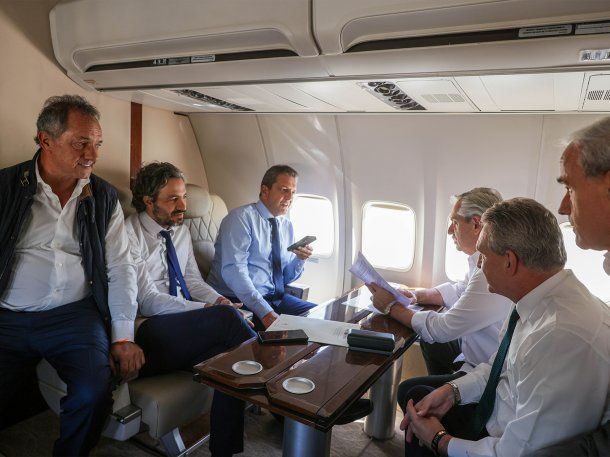 Alberto Fernández y Sergio Massa viajaron a Brasil para reunirse con Lula da Silva