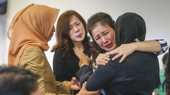 estiman que el avion esta en el fondo del mar estiman que el avion esta en el fondo del mar