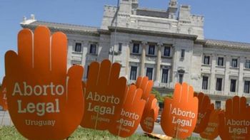 ya se aplica el aborto despenalizado en uruguay ya se aplica el aborto despenalizado en uruguay