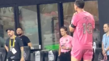 Qué le pasó a Lionel Messi. Qué le pasó a Lionel Messi.