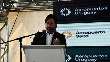 El presidente Luis Lacalle Pou tuvo un cruce con el intendente de Salto, Andrés Lima. El presidente Luis Lacalle Pou tuvo un cruce con el intendente de Salto, Andrés Lima.