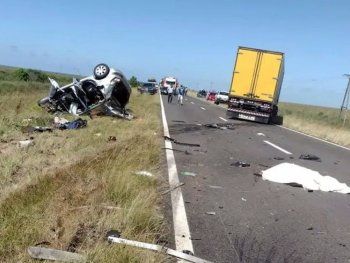 Accidente en Ruta 14: cinco muertos por un choque entre un auto y un camión