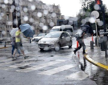 Rige un alerta por tormentas fuertes en la Ciudad