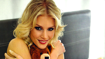 la sueca larsson se quedo sin novio la sueca larsson se quedo sin novio