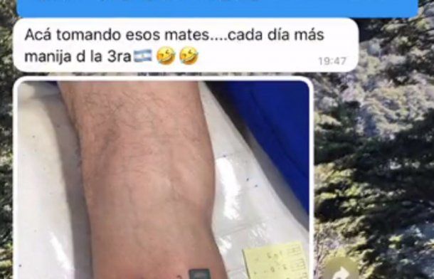 El chat viral por un curioso y optimista tatuaje mundialista: Esto es para valientes