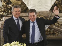 Mauricio Macri y Nicolás Dujovne