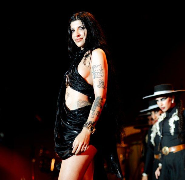 Cazzu emocionó a una multitud con su deslumbrante show en Jesús María