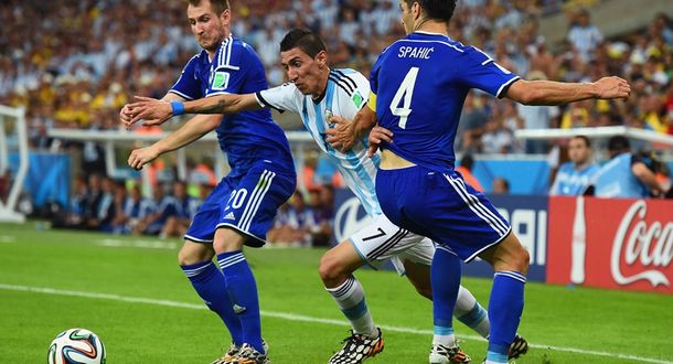 Sufrió, pero la Argentina debutó con el pie derecho y le ganó 2 a 1 a Bosnia en Río