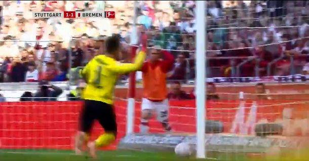 Gol en contra de&nbsp;Ron-Robert Zieler