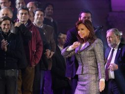cfk se ira con 60% de imagen positiva cfk se ira con 60% de imagen positiva