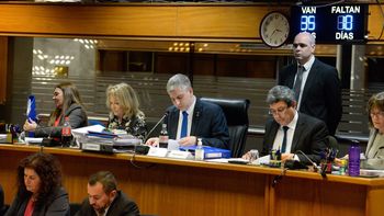 La Comisión de Presupuesto integrada con Hacienda votó a favor de la Rendición de Cuentas en general. La Comisión de Presupuesto integrada con Hacienda votó a favor de la Rendición de Cuentas en general.