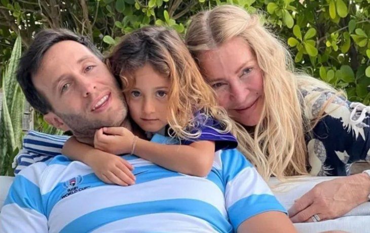 Cris Morena, junto a su hijo Tomás Yankelevich y su nieta Mila.