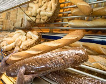 El Gobierno acordó un precio razonable para el pan que no llegará a los $400