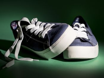 El truco casero para evitar que se te empapen las zapatillas