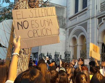 Una nena de 7 años fue abusada en el baño de un colegio católico de Rafaela
