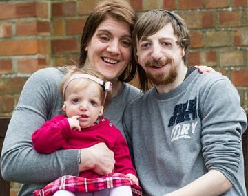 Sufre enfermedad y evitó el tratamiento para que su hija no la padeciera