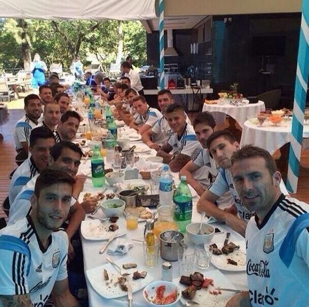 Mientras piensa en Suiza, la Selección disfrutó de un gran asado