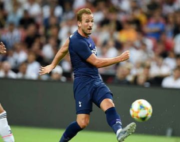 El golazo de Kane desde mitad de cancha