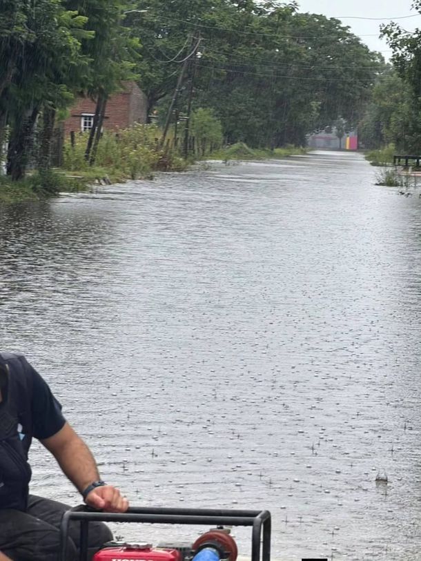 Impresionante temporal en Corrientes: hay barrios inundados y familias evacuadas