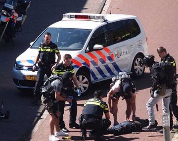 Un hombre acuchilló a tres personas este sábado en La Haya, Holanda