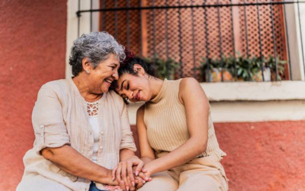 Pensión del Bienestar 2026: ¿el dinero lo heredan los hijos si el beneficiario muere?