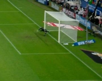 Silva le atajó el penal a Neymar