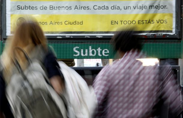 Sorpresiva medida gremial interrumpe la línea D