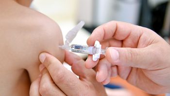 auh: eliminaron la obligatoriedad de las vacunas de los 5 anos para cobrar el complemento de fin de ano auh: eliminaron la obligatoriedad de las vacunas de los 5 anos para cobrar el complemento de fin de ano