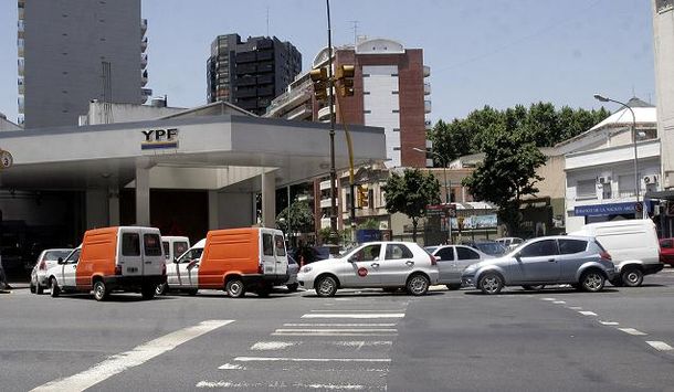 Estaciones de servicio estarán cerradas durante las Fiestas