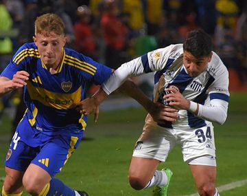 Boca venció en una agónica tanda de penales a Talleres y avanzó a cuartos