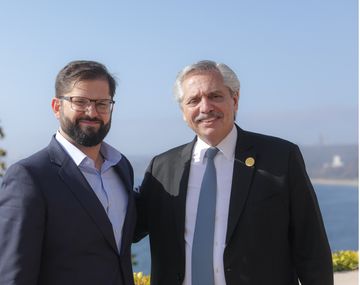 Alberto Fernández invitó a Gabriel Boric para que visite a la Argentina en abril
