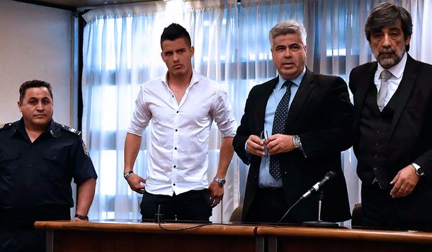 Piden la inmediata detención de Alexis Zárate