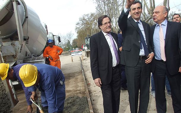 Randazzo recibió el apoyo del intendente de Almirante Brown