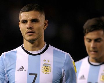 Mauro Icardi también juega al fútbol durante el Mundial