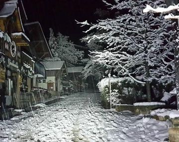 Llegó la nieve a Córdoba: cortes en distintas rutas