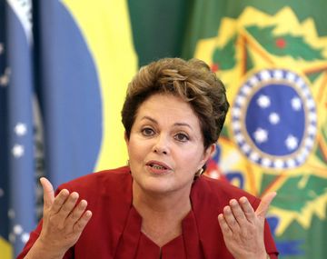 La mayoría de los brasileños apoya el juicio político a Dilma Rousseff