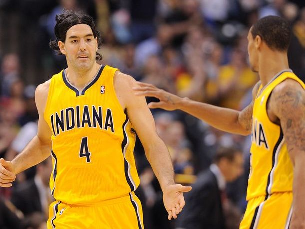 Con un mínimo aporte de Scola, Indiana igualó la serie ante Washington