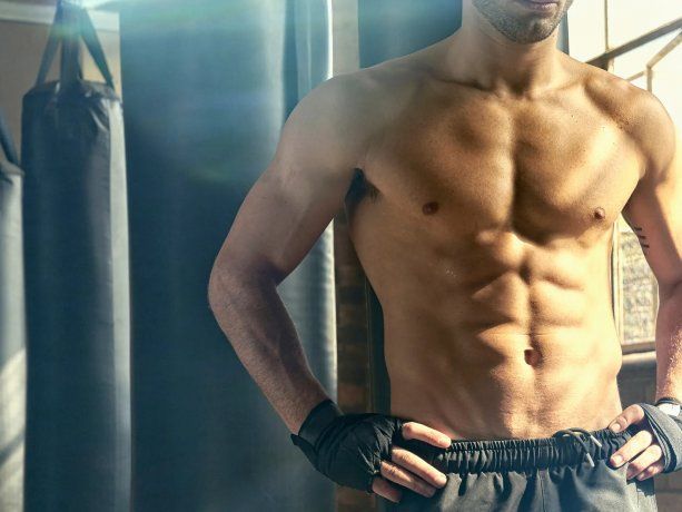 Revelan quién es el hombre que te puede dar todos los gustos: el viral que estalla en redes