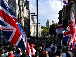 Movilización antiinmigratoria en Londres.