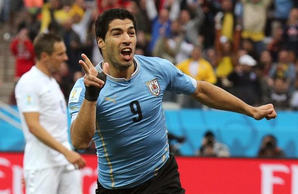 Suárez pidió perdón y Chiellini le deseó que le reduzcan la sanción
