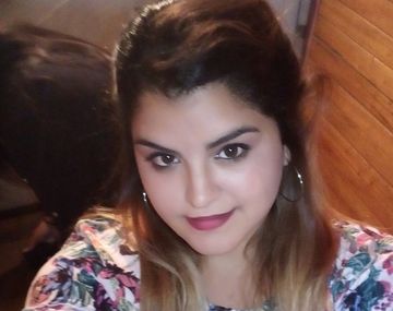 Se negó a enviar fotos en lencería para un trabajo: Gorda acomplejada